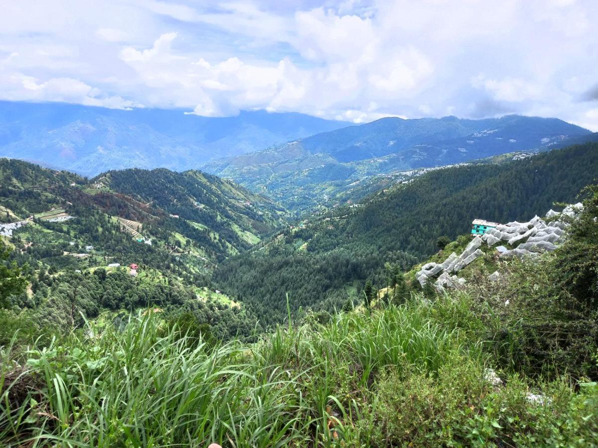 Humble Holiday Inn Kufri Simla Exterior foto