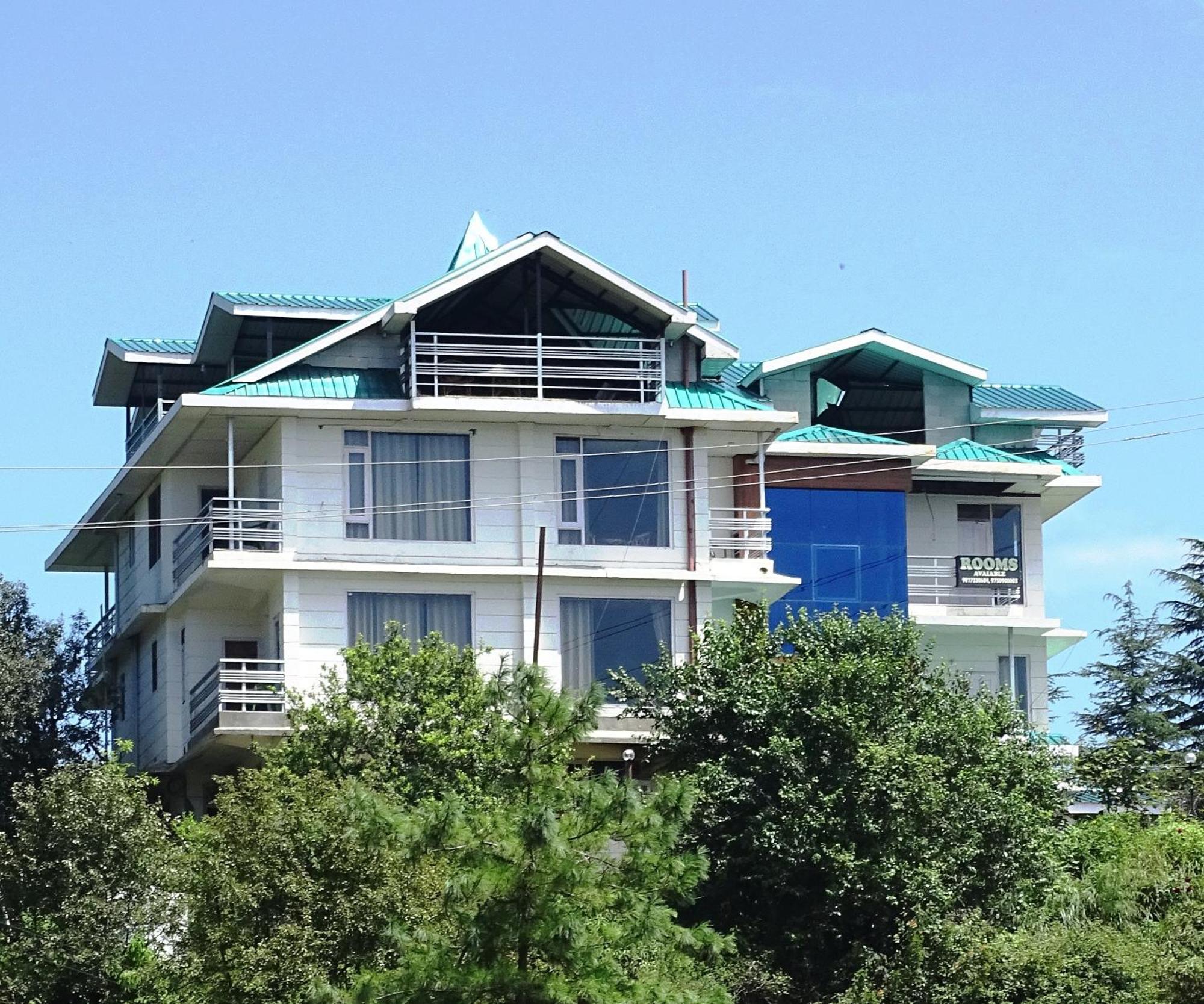 Humble Holiday Inn Kufri Simla Exterior foto